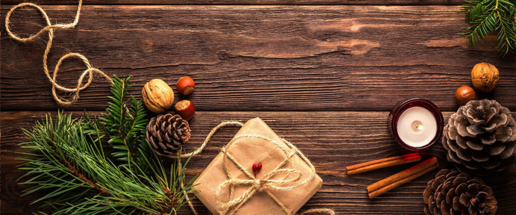 用牛皮纸包裹的礼物